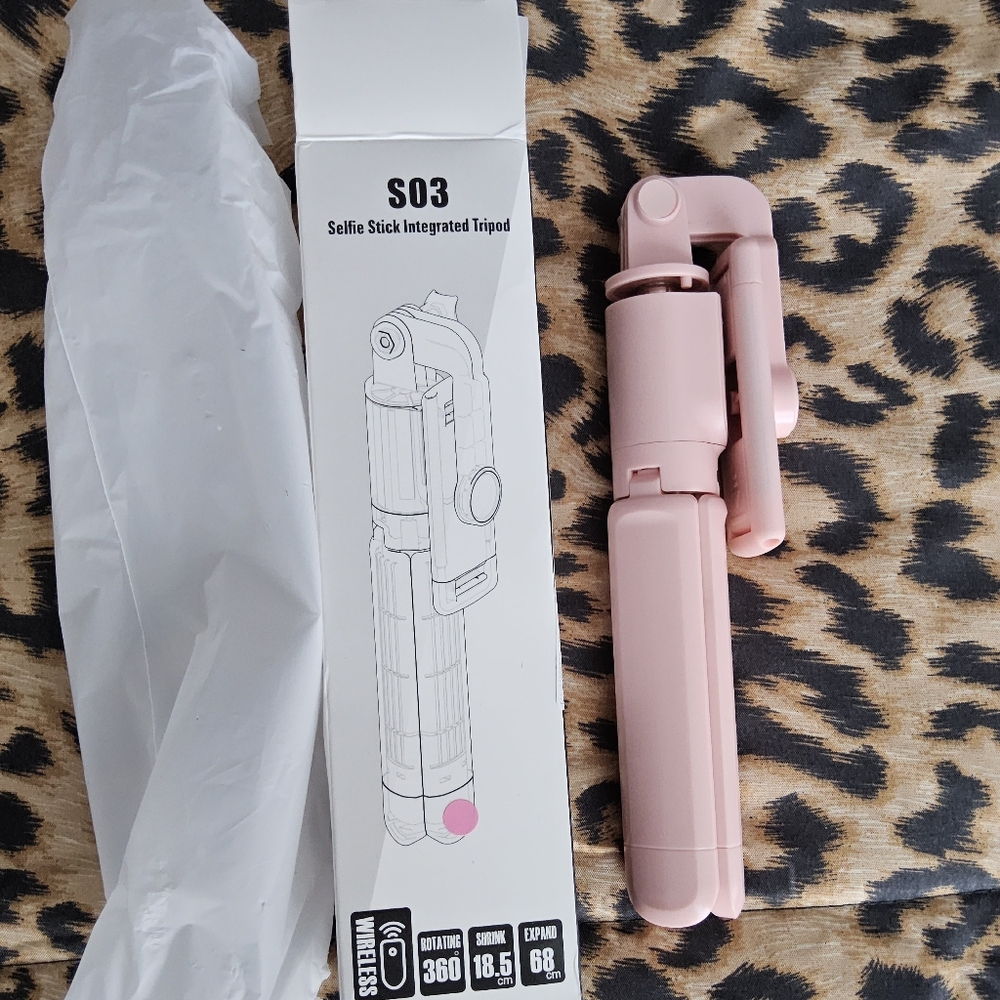 Pink Selfie Stick Integrated Tripod